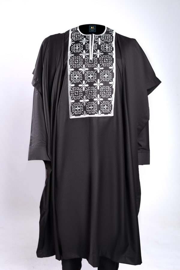 ETW BLACK WITH WHITE EMBROIDERY DESIGNED AGBADA 004