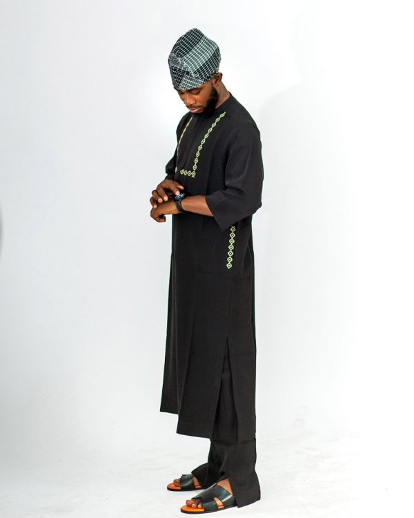 ETW black monogram designed kaftan 2