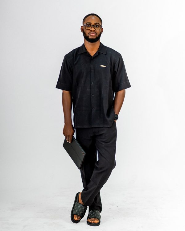 ETW short sleeved corporate two-piece crepe